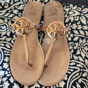 Tory Burch Mini Miller flat gel sandal